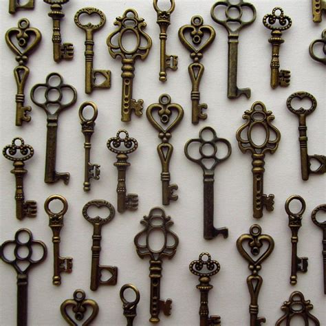 pcs antique mini collection skeleton keys bronze antique keys