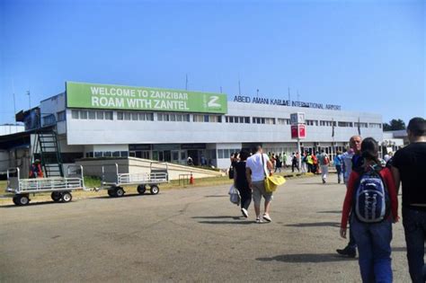 zanzibar airport join  safaris