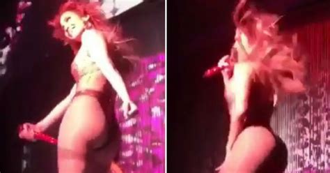 Jennifer Lopez Launches Vegas Comeback With Booty Display Daily Star