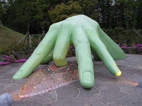 Ces Sculptures Sexuelles Dans Ce Parc Coréen Vont Vous Laisser Bouche