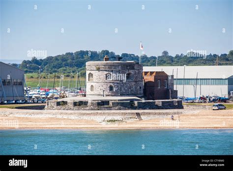 calshot castle  calshot spit  southampton water hampshire england uk stock photo alamy