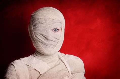 Diy Mummy Costume Get Wrapped Up This Halloween