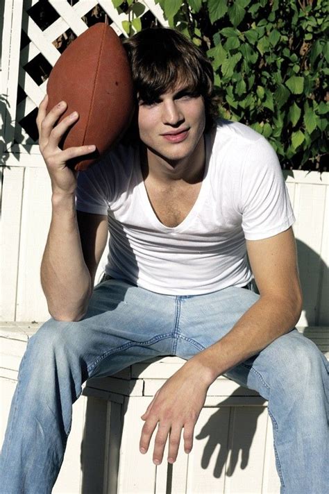Pin By Laurel Lg On Actors Young Ashton Kutcher Ashton Kutcher