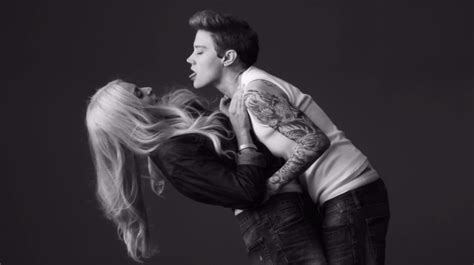 here s what really happened during justin bieber s calvin klein photoshoot