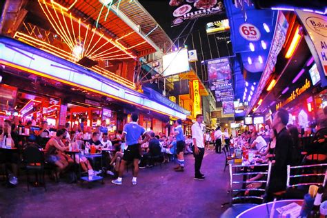 7 Best Gay Experiences In Bangkok Bangkok S Popular Gay Nightlife
