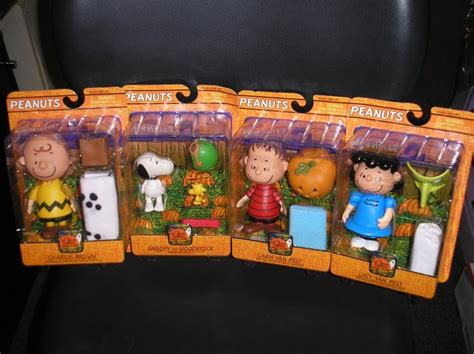 Peanuts It S The Great Pumpkin Charlie Brown Complete