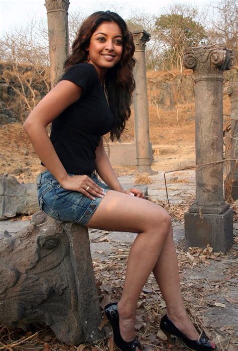 Bollywood Actress Zone Tanushree Dutta Latest Hot Still