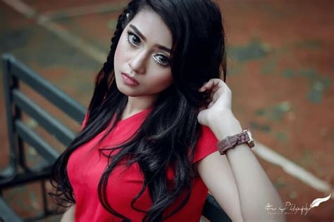 Aline Pertiwi Cari Personil Cewek Buat Nyanyi Mata Mata News