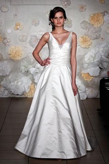 tara keely ivory silk shantung 2954 formal wedding dress size 8 m