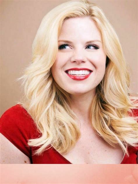 Megan Hilty Net Worth Biography Age Height Angel Messages