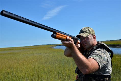 duck hunting gun   choose   weapon hunting tips