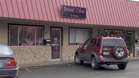 oregon bakery will have to pay lesbian couple up to