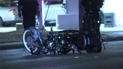 1 dead 1 hospitalized in north side motorcycle crash san antonio