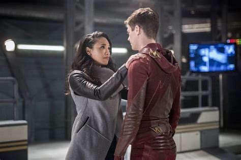 The Flash 4 Barry Allen E Iris West Si Sposeranno Ma Con Complicazioni