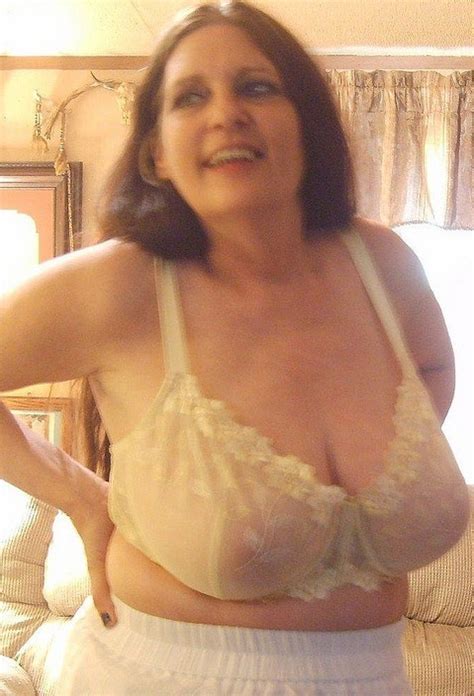saggy matures cleavage 132 lingerie bbw fuck pic