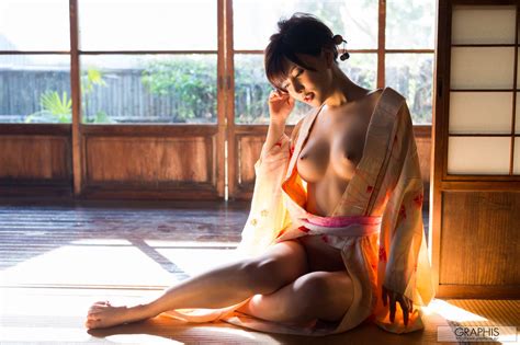 yuria satomi nude kimono graphis 07 redbust