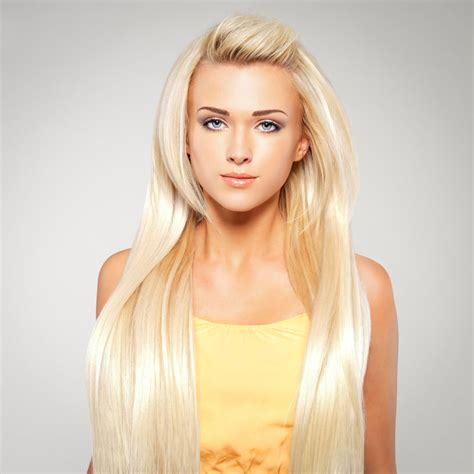 extrem lange haare  platinblond blonde lange haare
