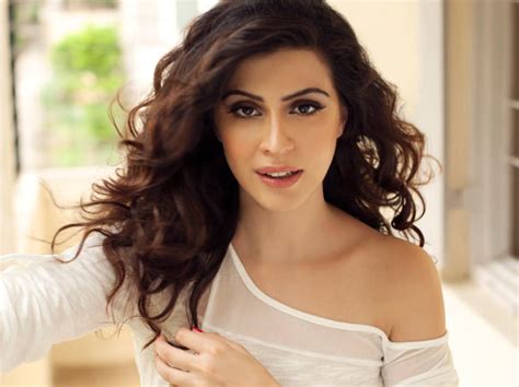karishma kotak rare and unseen images pictures photos and hot hd wallpapers tellywood hungama