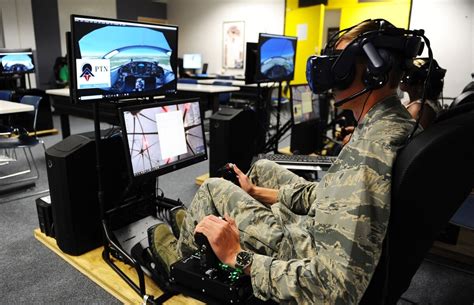 4 use cases for virtual reality in the military and defense industry