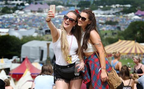 Selfie Takers Are Viewed As Less Attractive And Less