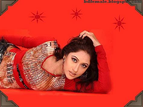 pictures of celebrity bangladeshi sexy and famous dhallywood actress keya