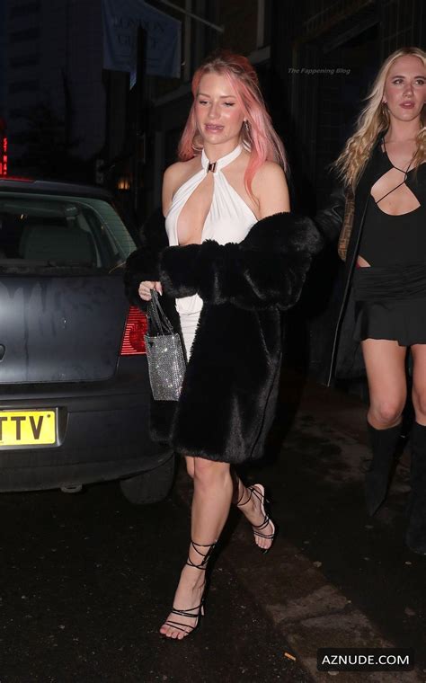 Lottie Moss Sexy Seen Braless Flashing Her Boobs While Heading Out For