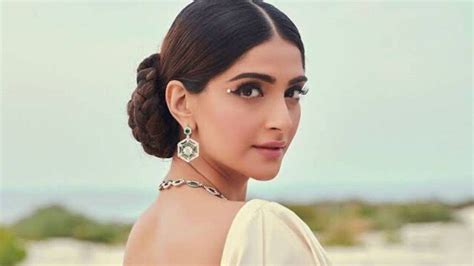 sonam kapoor s 8 tips to stay classily stylish forever
