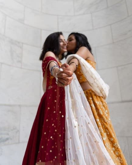 Viral Hindu Muslim India Pak Lesbian Couple Celebrates Anniversary