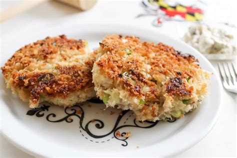 healthy crab cake recipe  remoulade sauce housewives  frederick