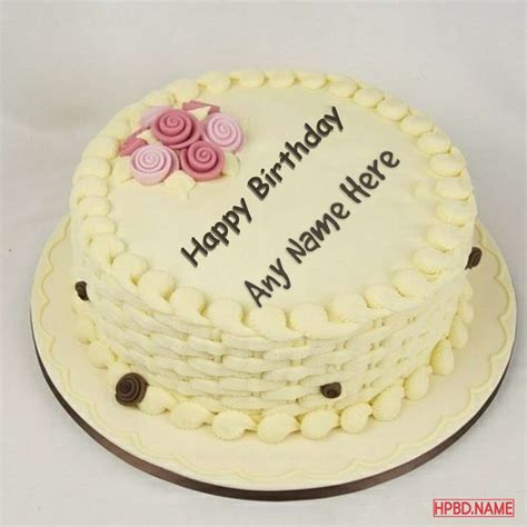 simple yellow birthday cake   edit