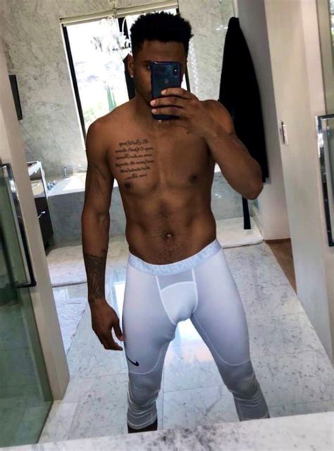 trey songs finally shows his ass on his onlyfans the