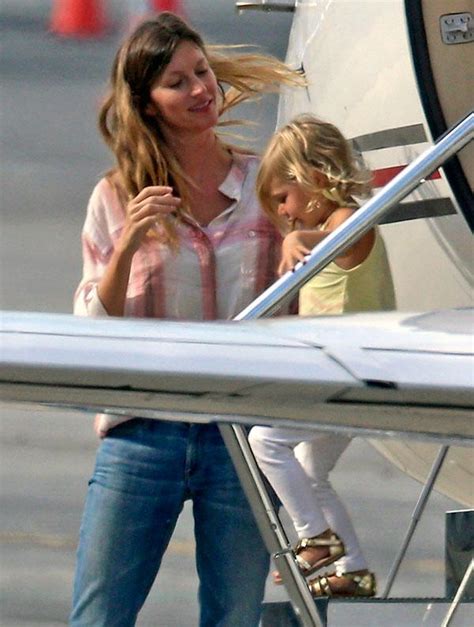 jetsetting gisele bundchen spotted for first time since plastic surgery