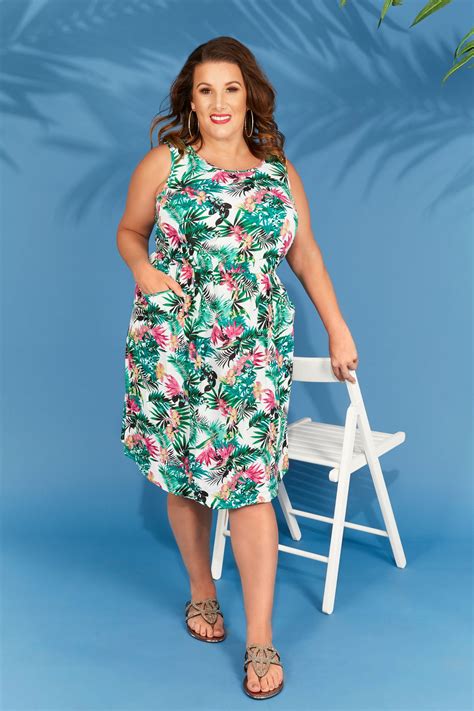 Green And Multi Tropical Floral Print Pocket Dress With
