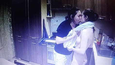 Zwei Junge Lesbische Mädchen Küssen Sich Und Haben Zusammen Sex Xhamster