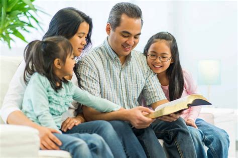 read  bible   family focus   family