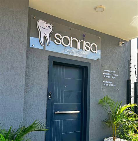homepage sonrisa dental clinic