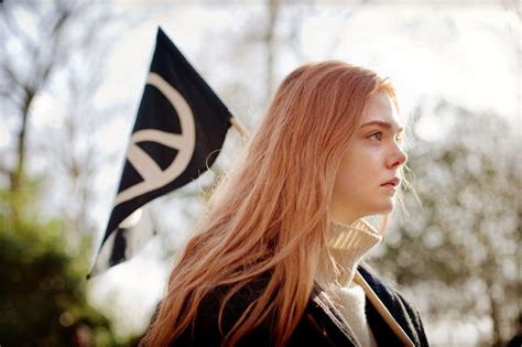 elle fanning in “ginger and rosa” 사진