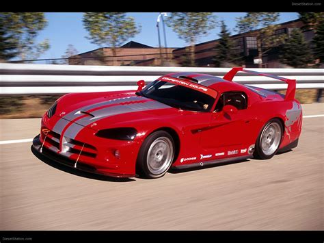 dodge viper exotic car photo    diesel station