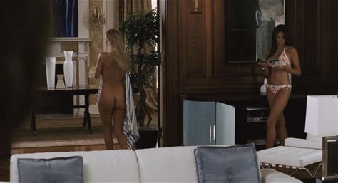 Nude Video Celebs Simona Fusco Nude Jennifer Walcott