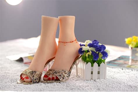 free shipping most beautiful silicone female fake feet for