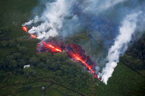huge fissures open  hawaiian volcano  defy evacuation order