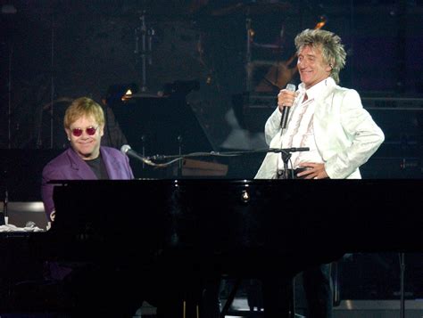 Rod Stewart Elton John Have Spat Aren T Talking To Each Other