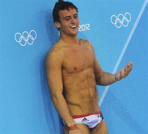 tom daley clears the air “i m gay ” not bisexual queerty