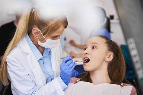 When To See An Orthodontist And How To Choose The Right One