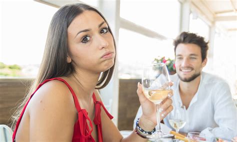 8 ways to make your girlfriend hate you less brobible