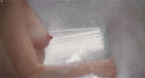 Julianna Moore Amanda Seyfried Nude Scene From Chloe 7 Pics Xhamster