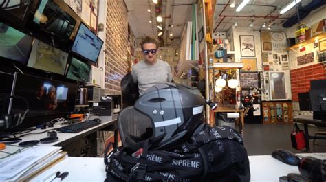 What Backpack Does Youtuber Casey Neistat Have What Xyz