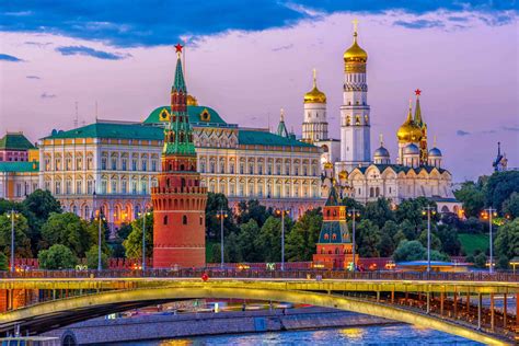 kremlin ticket  group   moscow  guide moscow