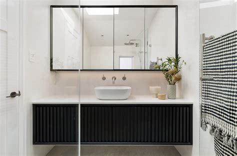 bathroom vanity   walls rispa