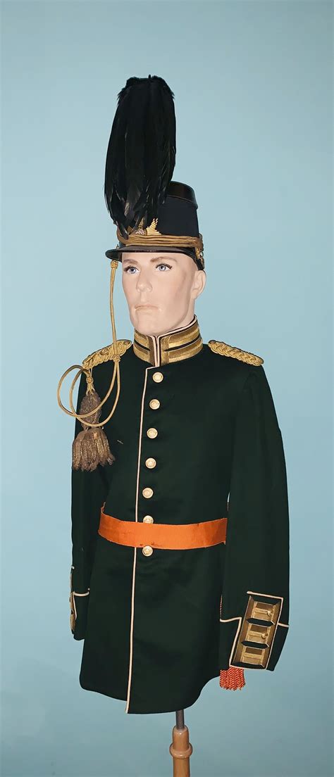 pin van carla cate prijs op mijn uniformen militaire uniformen uniform nederland